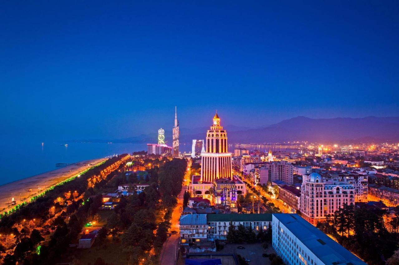 Orbi City In Batumi Exterior foto