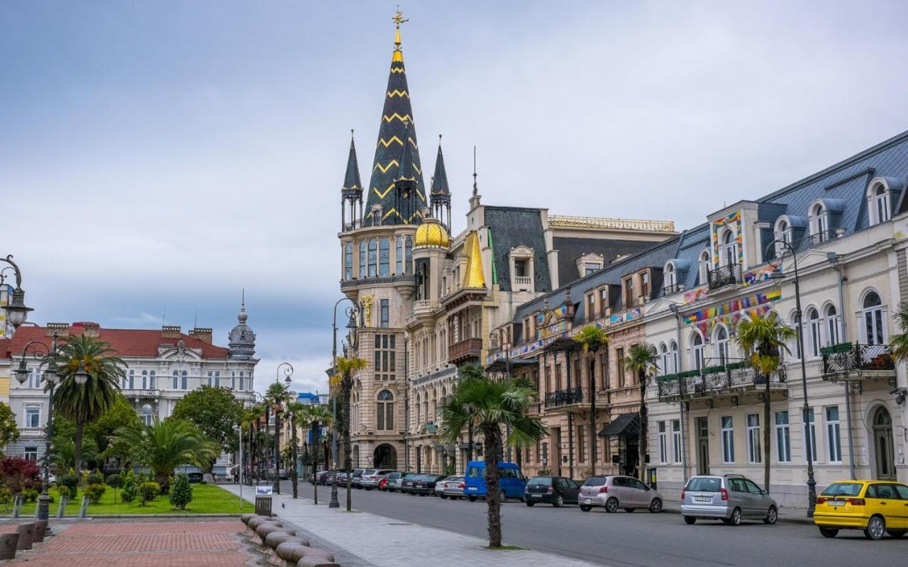 Orbi City In Batumi Exterior foto